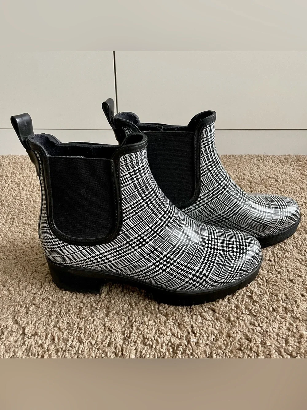 Jeffrey Campbell Chelsea Plaid Ankle Rain Boots Size 8
